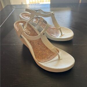 White wedge sandals- SZ 7.5 in good condition.